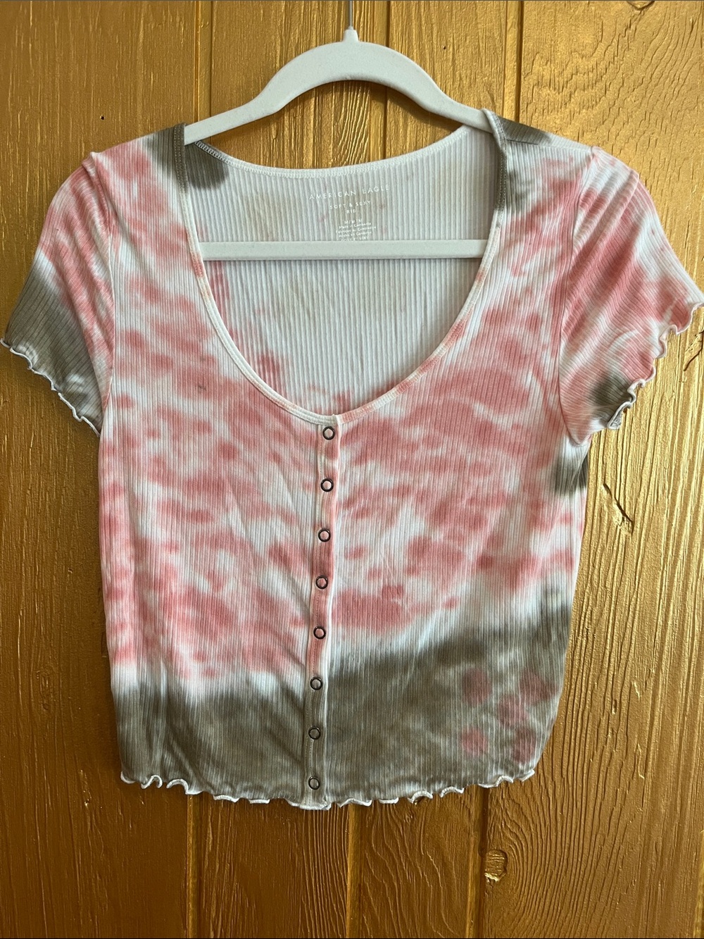 American Eagle Outfitters Tie-Dye Ribbed Button Crop Top